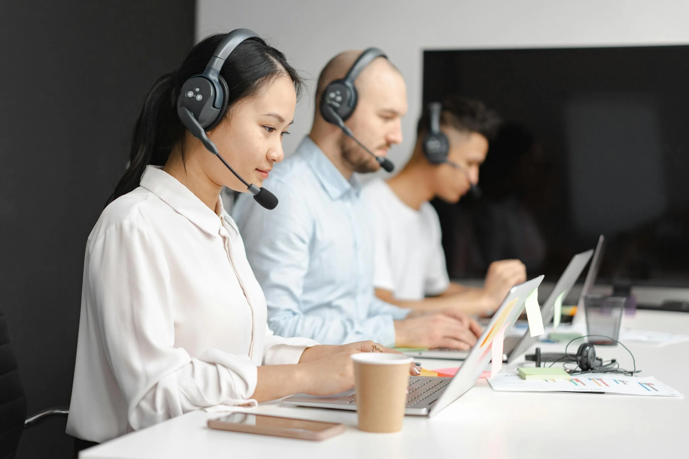 Câu chuyện Các Nhà Cung Cấp Dịch Vụ Vượt Qua Rào Cản Để Đồng Hành Cùng Doanh Nghiệp Nhỏ Và Vừa (DNNVV)