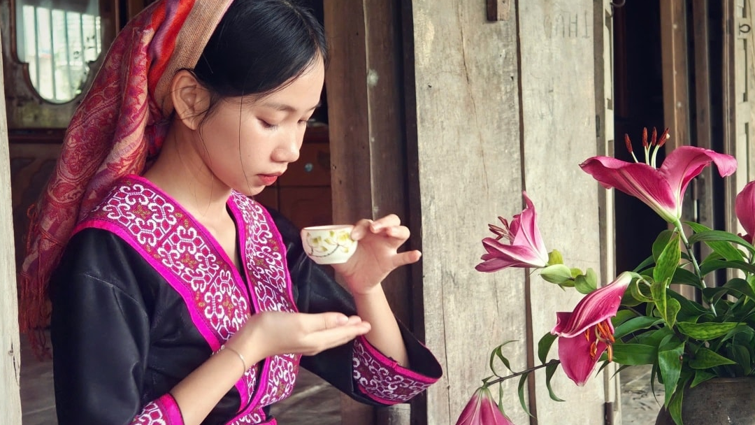 [Chuyên mục CCDVĐP] Mây Studio – Dịch vụ thiết kế, cầm tay hướng dẫn doanh nghiệp dùng phần mềm ghi lại hơi thở núi rừng bằng hình ảnh, lan tỏa giá trị tới cộng đồng