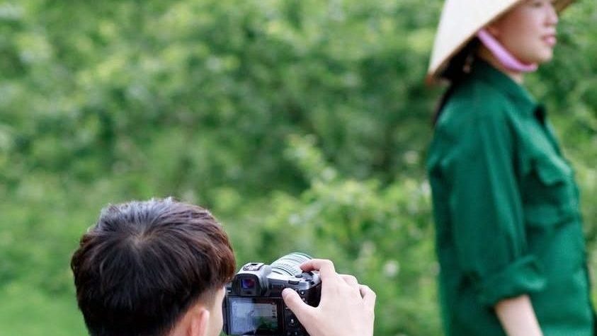 [Chuyên mục CCDV ĐP] Dịch vụ quay phim, chụp ảnh cùng doanh nghiệp: Quảng bá nông sản & du lịch qua lăng kính số – Lăng kính quê hương Sơn La